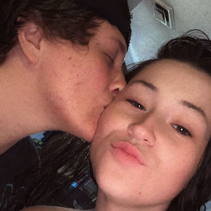 Meet your Posher, Courtney and destiny